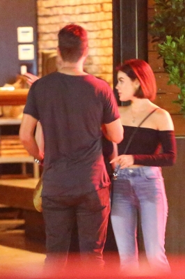 HQ
