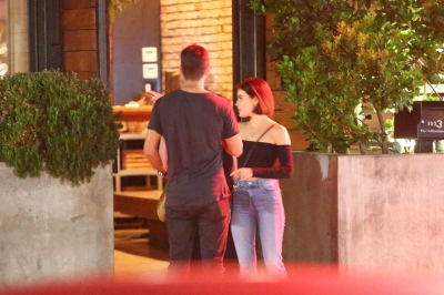 HQ
