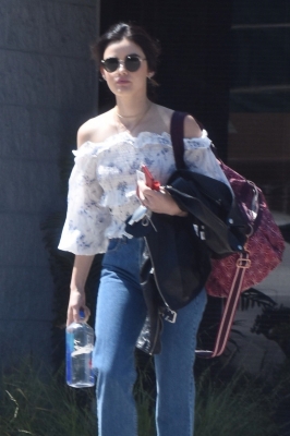 HQ
