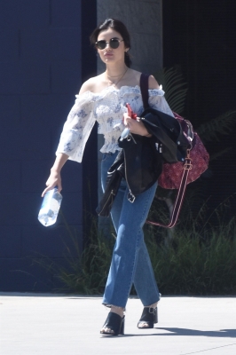 HQ

