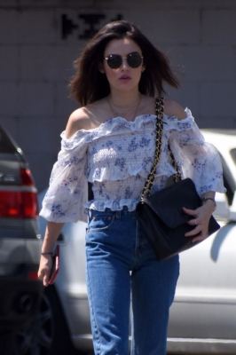 HQ

