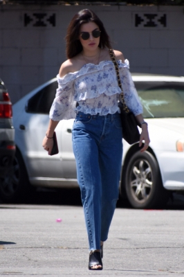 HQ
