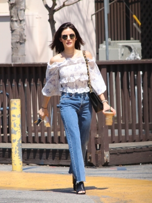 HQ
