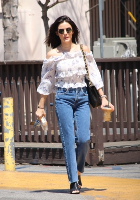HQ
