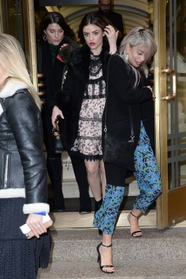 HQ
