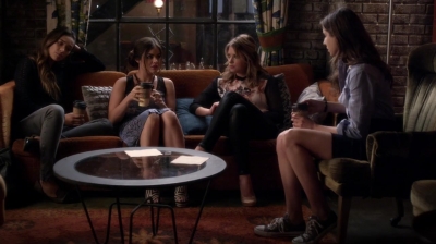PLL_S04E18_720p_JACK_Up_DownloadSeriesHere_0194.jpg