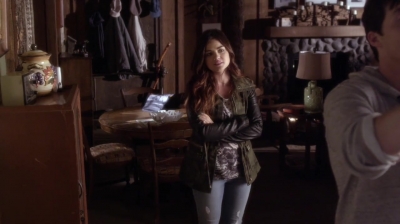 PLL_S04E18_720p_JACK_Up_DownloadSeriesHere_1700.jpg