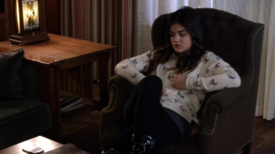 PLL_S04E21_720p_JACK_Up_DownloadSeriesHere_2060.jpg