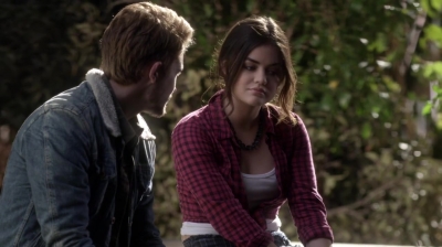 PLL_S04E22_720p_JACK_Up_DownloadSeriesHere_1209.jpg