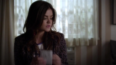 PLL_S04E22_720p_JACK_Up_DownloadSeriesHere_1472.jpg