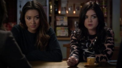 PLL_S04E23_720p_JACK_Up_DownloadSeriesHere_0105.jpg