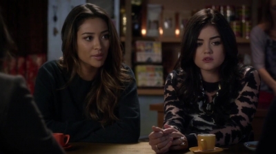PLL_S04E23_720p_JACK_Up_DownloadSeriesHere_0165.jpg