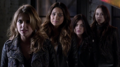 PLL_S04E24_720p_JACK_Up_DownloadSeriesHere_0128.jpg