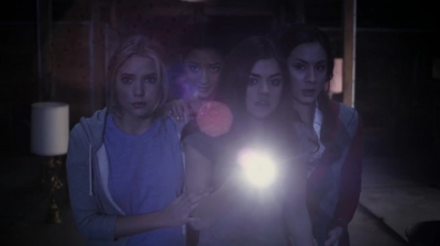PLL_S04E24_720p_JACK_Up_DownloadSeriesHere_0729.jpg