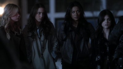 Pretty_Little_Liars_S02x01_720p_Bluray_Dual_PauloADM_0150.jpg