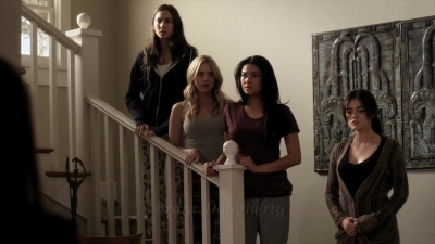 Pretty_Little_Liars_S02x01_720p_Bluray_Dual_PauloADM_0395.jpg