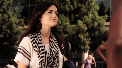 Pretty_Little_Liars_S02x04_720p_Bluray_Dual_PauloADM_1014.jpg