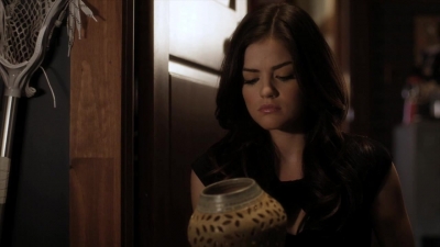 Pretty_Little_Liars_S02x07_720p_Bluray_Dual_PauloADM_1923.jpg
