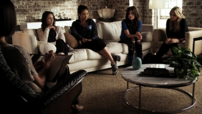 Pretty_Little_Liars_S02x11_720p_Bluray_Dual_PauloADM_0405.jpg