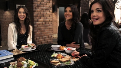 Pretty_Little_Liars_S02x11_720p_Bluray_Dual_PauloADM_0532.jpg