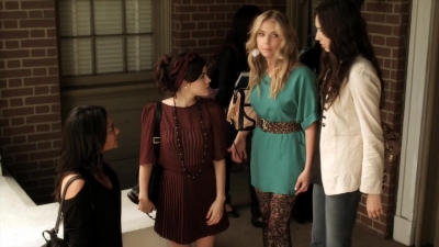 Pretty_Little_Liars_S02x11_720p_Bluray_Dual_PauloADM_1009.jpg