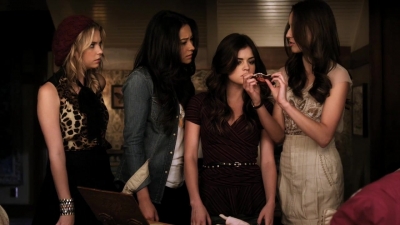 Pretty_Little_Liars_S02x17_720p_Bluray_Dual_PauloADM_0612.jpg
