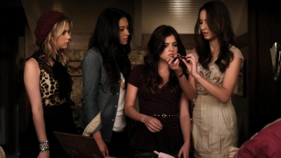 Pretty_Little_Liars_S02x17_720p_Bluray_Dual_PauloADM_0613.jpg