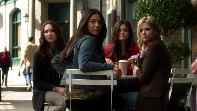 Pretty_Little_Liars_S02x23_720p_Bluray_Dual_PauloADM_0120.jpg