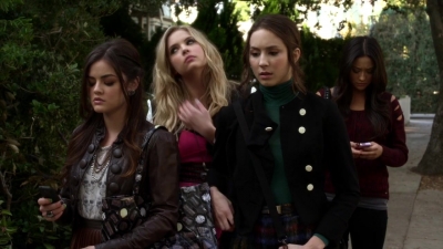 Pretty_Little_Liars_S02x23_720p_Bluray_Dual_PauloADM_0609.jpg