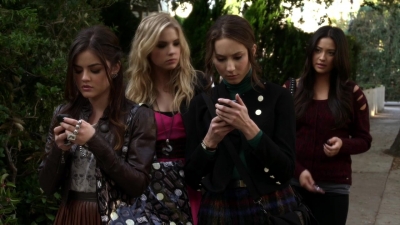 Pretty_Little_Liars_S02x23_720p_Bluray_Dual_PauloADM_0615.jpg