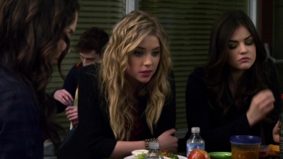Pretty_Little_Liars_S02x24_720p_Bluray_Dual_PauloADM_1508.jpg