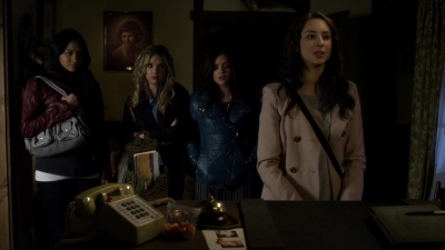 Pretty_Little_Liars_S02x25_720p_Bluray_Dual_PauloADM_0609.jpg