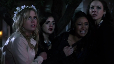 Pretty_Little_Liars_S02x25_720p_Bluray_Dual_PauloADM_2568.jpg