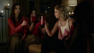 Pretty_Little_Liars_S03E01_BluRay_Rip_720p_Dual_Audio_WWW_TORRENTDOSFILMES_COM_0192.jpg