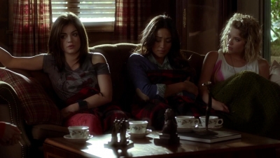 Pretty_Little_Liars_S03E01_BluRay_Rip_720p_Dual_Audio_WWW_TORRENTDOSFILMES_COM_0586.jpg