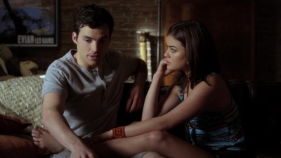 Pretty_Little_Liars_S03E01_BluRay_Rip_720p_Dual_Audio_WWW_TORRENTDOSFILMES_COM_0678.jpg