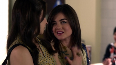 Pretty_Little_Liars_S03E01_BluRay_Rip_720p_Dual_Audio_WWW_TORRENTDOSFILMES_COM_1369.jpg