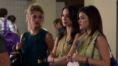 Pretty_Little_Liars_S03E01_BluRay_Rip_720p_Dual_Audio_WWW_TORRENTDOSFILMES_COM_1393.jpg
