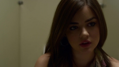 Pretty_Little_Liars_S03E01_BluRay_Rip_720p_Dual_Audio_WWW_TORRENTDOSFILMES_COM_1449.jpg