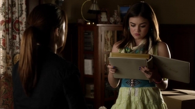 Pretty_Little_Liars_S03E01_BluRay_Rip_720p_Dual_Audio_WWW_TORRENTDOSFILMES_COM_1609.jpg