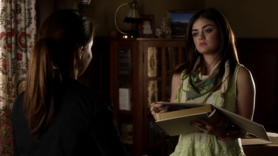 Pretty_Little_Liars_S03E01_BluRay_Rip_720p_Dual_Audio_WWW_TORRENTDOSFILMES_COM_1612.jpg