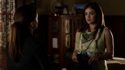 Pretty_Little_Liars_S03E01_BluRay_Rip_720p_Dual_Audio_WWW_TORRENTDOSFILMES_COM_1636.jpg
