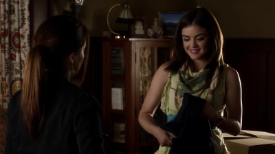 Pretty_Little_Liars_S03E01_BluRay_Rip_720p_Dual_Audio_WWW_TORRENTDOSFILMES_COM_1653.jpg