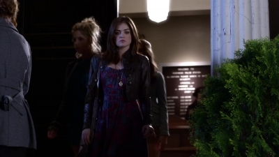 Pretty_Little_Liars_S03E01_BluRay_Rip_720p_Dual_Audio_WWW_TORRENTDOSFILMES_COM_2078.jpg