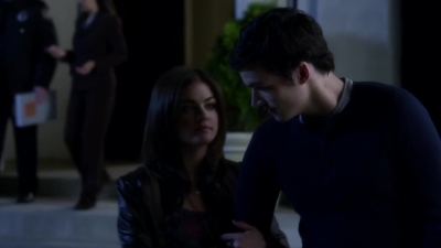 Pretty_Little_Liars_S03E01_BluRay_Rip_720p_Dual_Audio_WWW_TORRENTDOSFILMES_COM_2110.jpg