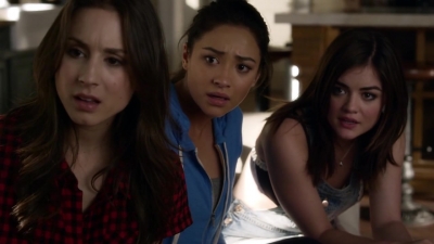Pretty_Little_Liars_S03E01_BluRay_Rip_720p_Dual_Audio_WWW_TORRENTDOSFILMES_COM_2413.jpg