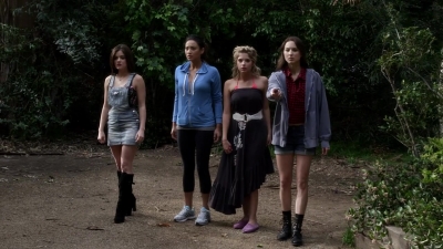 Pretty_Little_Liars_S03E01_BluRay_Rip_720p_Dual_Audio_WWW_TORRENTDOSFILMES_COM_2538.jpg