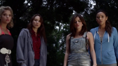 Pretty_Little_Liars_S03E01_BluRay_Rip_720p_Dual_Audio_WWW_TORRENTDOSFILMES_COM_2562.jpg