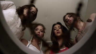 Pretty_Little_Liars_S03E02_BluRay_Rip_720p_Dual_Audio_WWW_TORRENTDOSFILMES_COM_0214.jpg