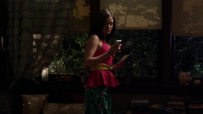 Pretty_Little_Liars_S03E02_BluRay_Rip_720p_Dual_Audio_WWW_TORRENTDOSFILMES_COM_1564.jpg